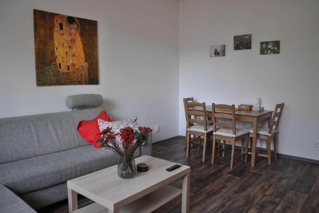 Apartment In Praha 3 Kültér fotó